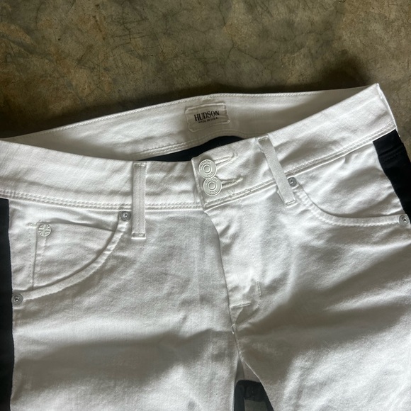 Hudson Jeans 🔲 Black and White Skinny Fit with Bold Contrast - Picture 5 of 7